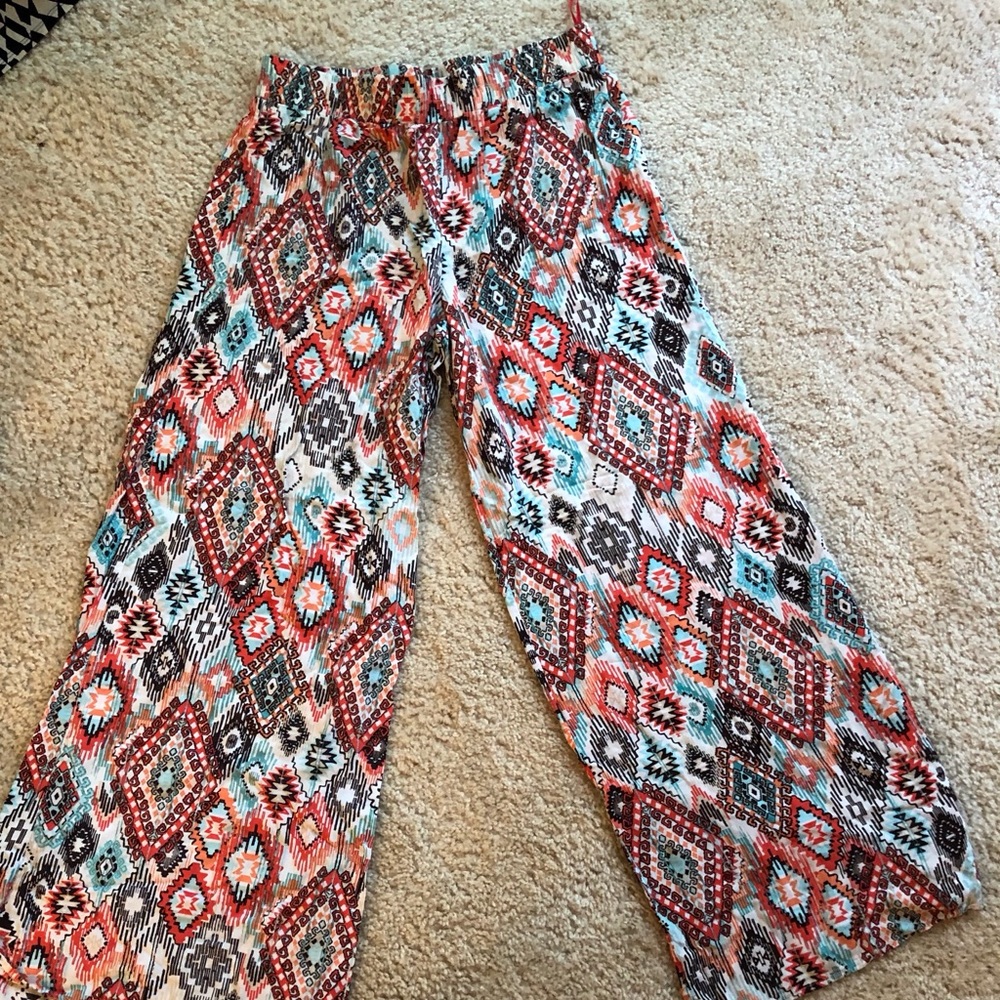 E2 wide leg stretch pants, elastic waist. Size LG